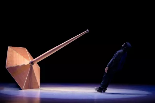 Lucas Struna, Mât indien, 27e promotion du Centre national des arts du cirque/CNAC de Châlons-en-Champagne