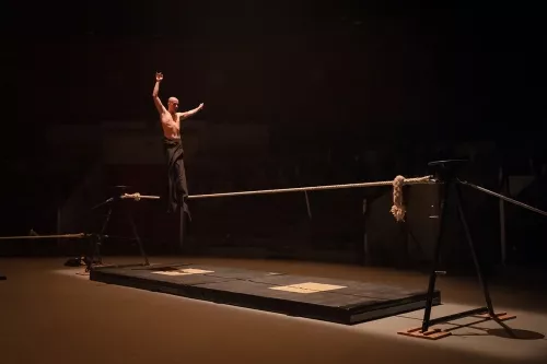 Matiss Nourly, corde tendue, 34e promotion du Centre national des arts du cirque / CNAC de Châlons-en-Champagne