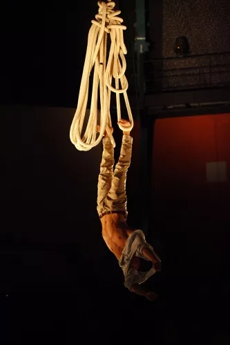 José Luis Cordova, Corde lisse, 25e promotion du Centre national des arts du cirque/CNAC de Châlons-en-Champagne