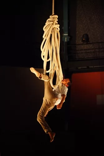 José Luis Cordova, Corde lisse, 25e promotion du Centre national des arts du cirque/CNAC de Châlons-en-Champagne