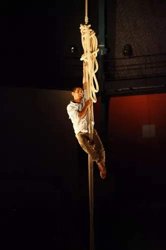 José Luis Cordova, Corde lisse, 25e promotion du Centre national des arts du cirque/CNAC de Châlons-en-Champagne