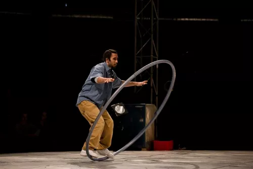 Tommy Entresangle, cercle, 29e promotion du Centre national des arts du cirque (Cnac) de Châlons-en-Champagne