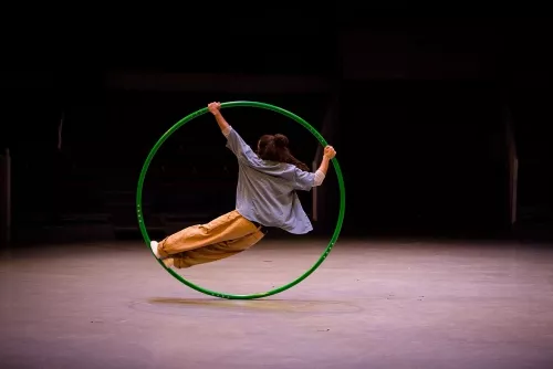 Tommy Entresangle, cercle, 29e promotion du Centre national des arts du cirque (Cnac) de Châlons-en-Champagne